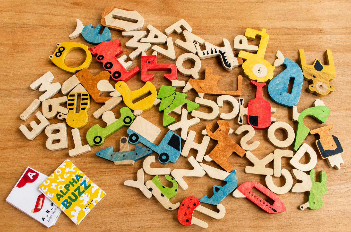 Alphabuzz | Alphabet Playset